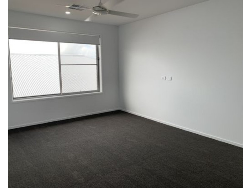 6 Caturra Crescent, Ormeau QLD 4208