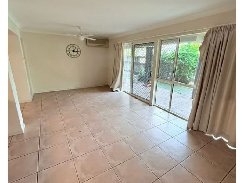U65 88-98 Limetree Parade, Runaway Bay QLD 4216