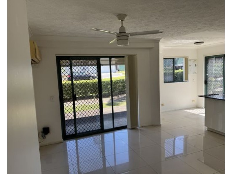 8 9 Tweed Street, Southport QLD 4215