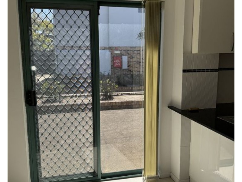 8 9 Tweed Street, Southport QLD 4215