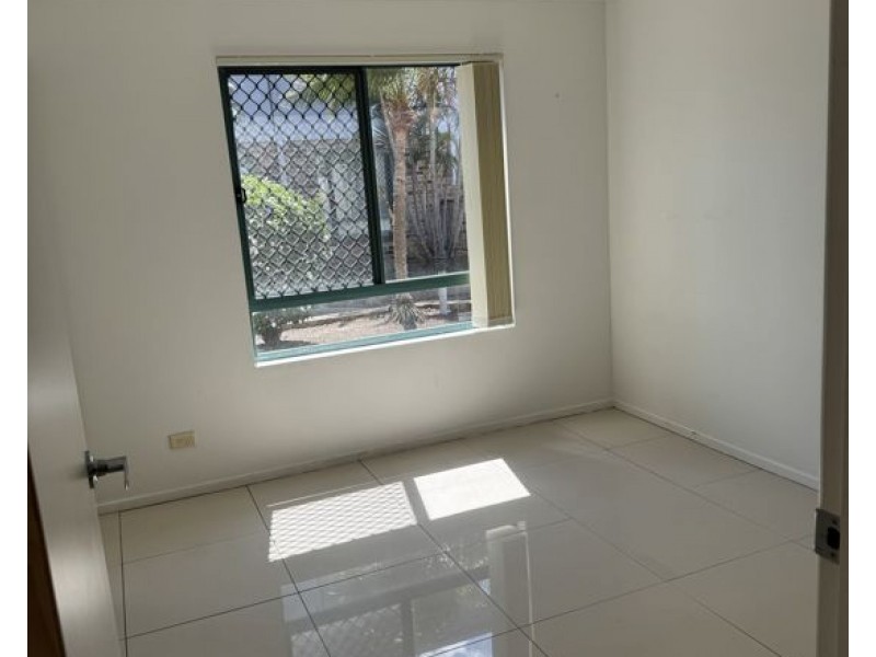 8 9 Tweed Street, Southport QLD 4215