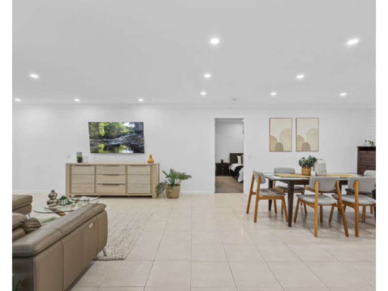 15 Kildare Street, Carina Heights QLD 4152