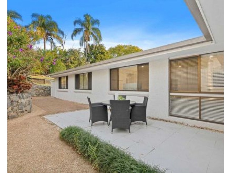 15 Kildare Street, Carina Heights QLD 4152