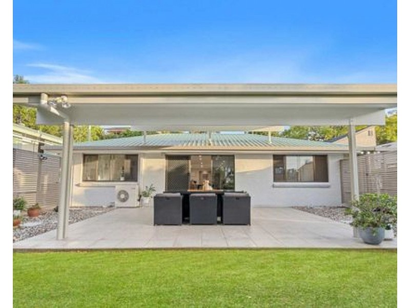 15 Kildare Street, Carina Heights QLD 4152