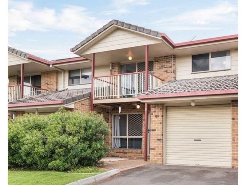 8 121 Golden Avenue, Calamvale QLD 4116