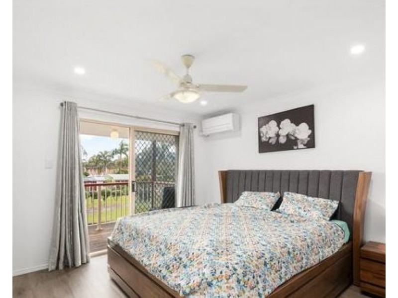 8 121 Golden Avenue, Calamvale QLD 4116