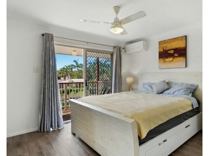 8 121 Golden Avenue, Calamvale QLD 4116