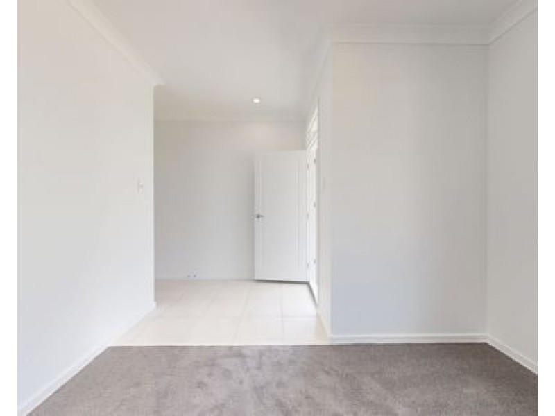 86 Loupos Street, Pallara QLD 4110