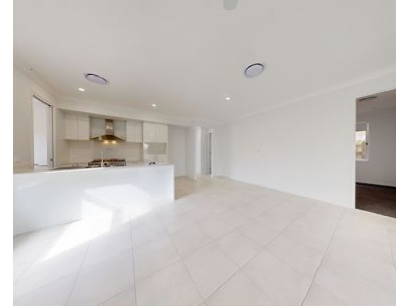 86 Loupos Street, Pallara QLD 4110