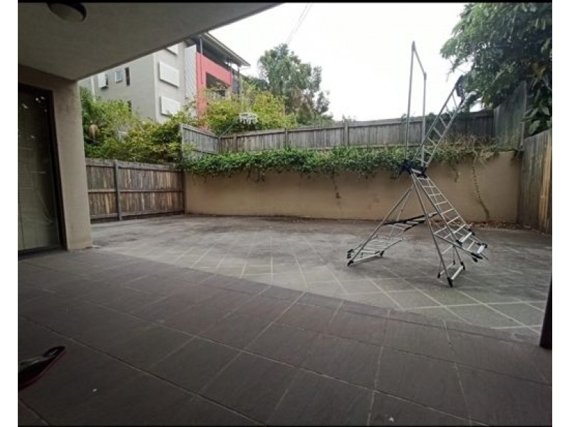 unit5/4-8 omeo street, Macgregor QLD 4109