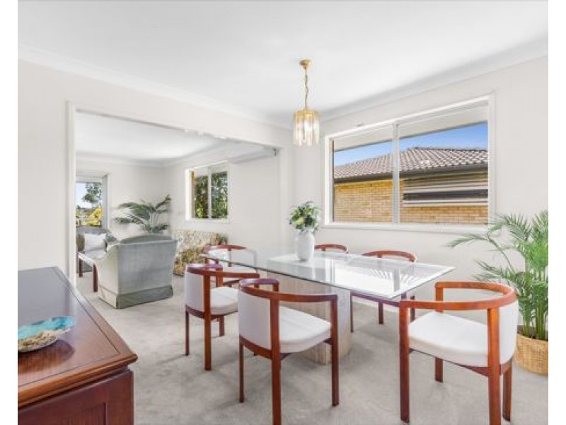 38 Tandanya Street, Mansfield QLD 4122