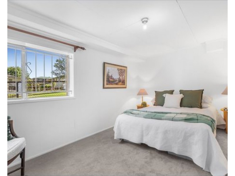 38 Tandanya Street, Mansfield QLD 4122