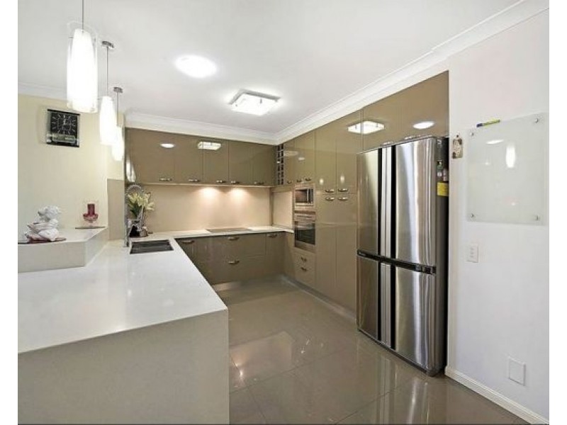405 Ashmore Road, Ashmore QLD 4214