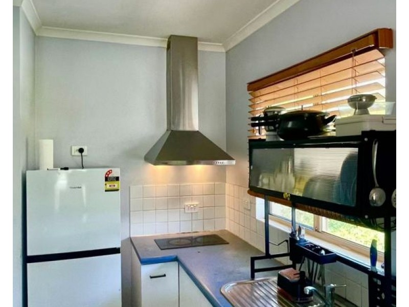 Unit 44 /129-135 Oleander street, Holloways Beach QLD 4878