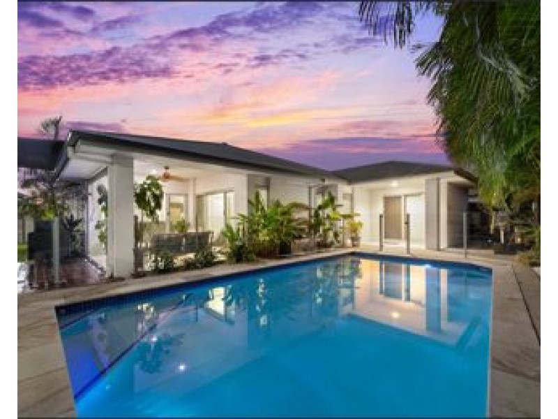 24 Temple island Circuit, Oxenford QLD 4210