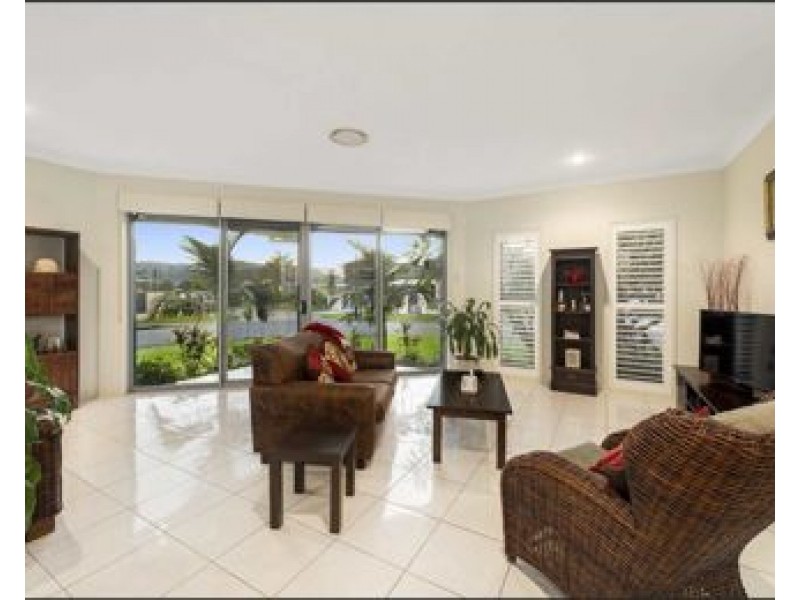 24 Temple island Circuit, Oxenford QLD 4210