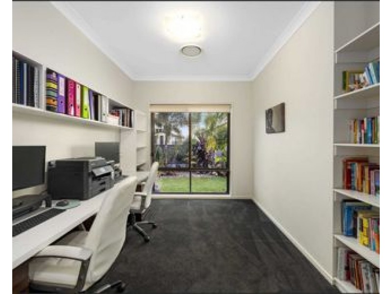 24 Temple island Circuit, Oxenford QLD 4210