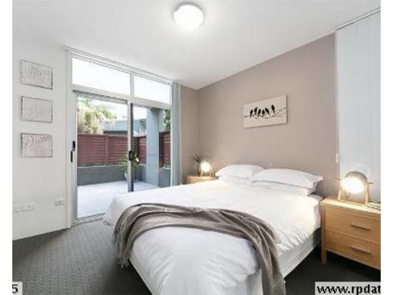 7/2 Campbell Street, Toowong QLD 4066
