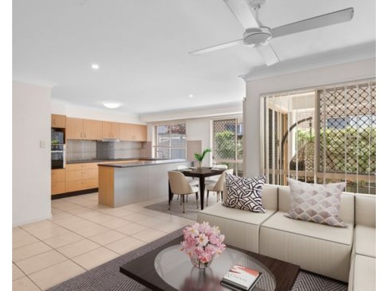 2/45 North Street, Southport QLD 4215