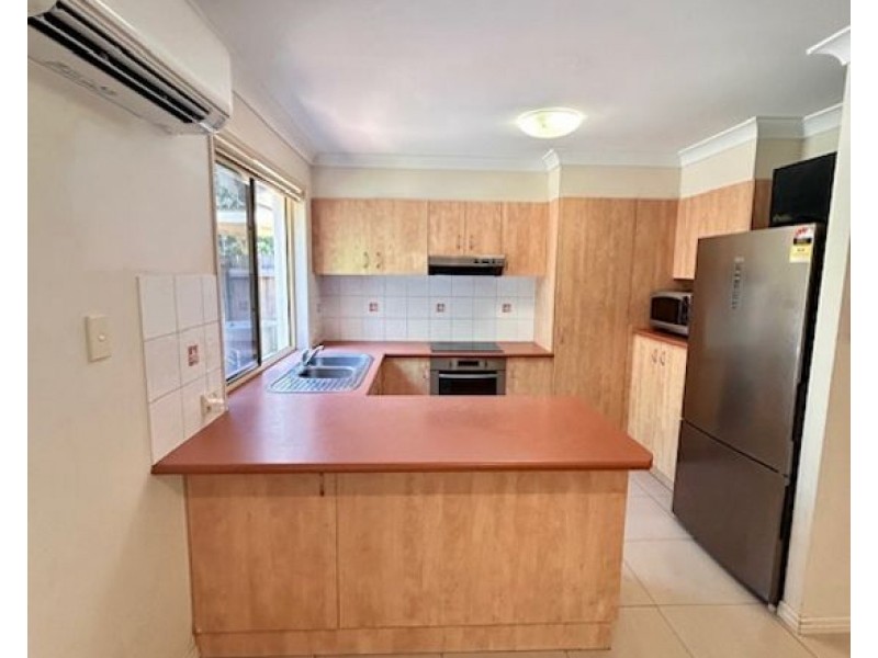 62 Coora Street, Wishart QLD 4122