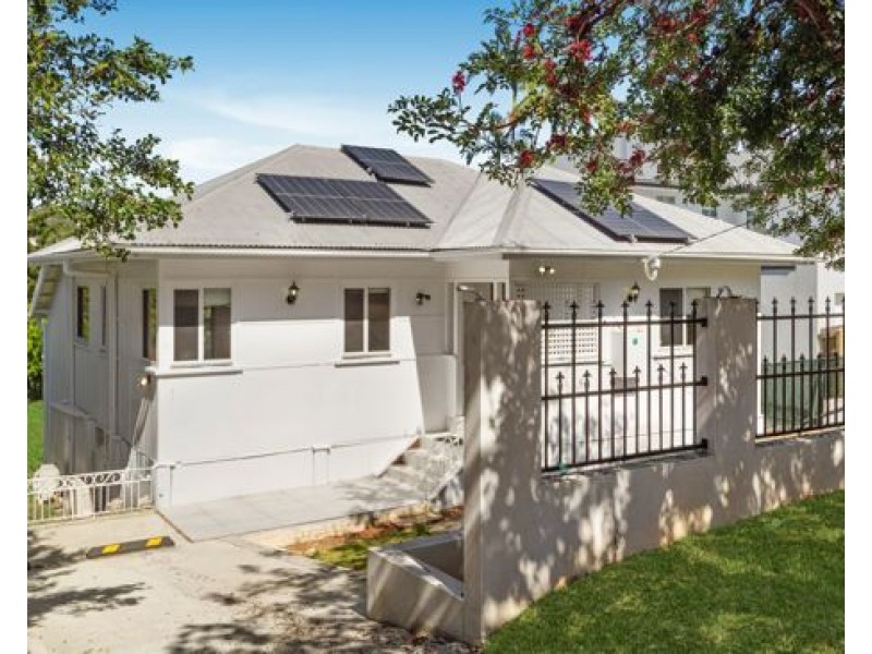 63 Albert Street, Holland Park West QLD 4121