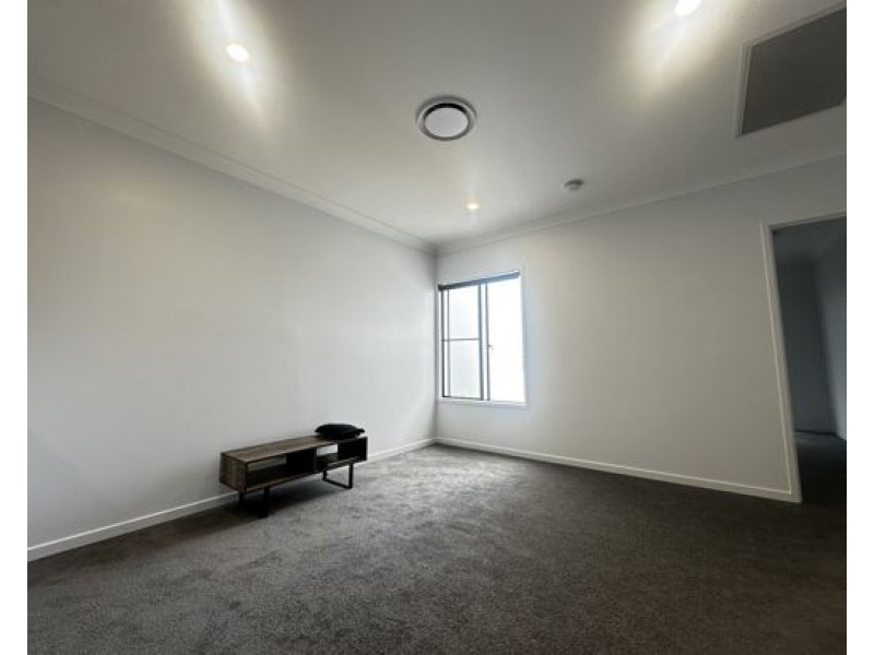 96 Snowdonia Crescent, Yarrabilba QLD 4207