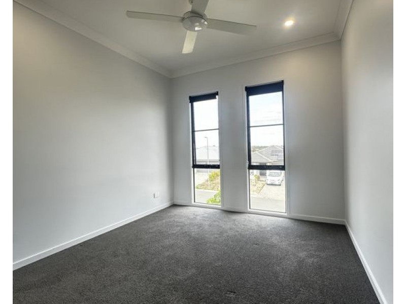 96 Snowdonia Crescent, Yarrabilba QLD 4207