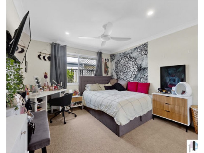 37 Rainbow Circuit, Coomera QLD 4209