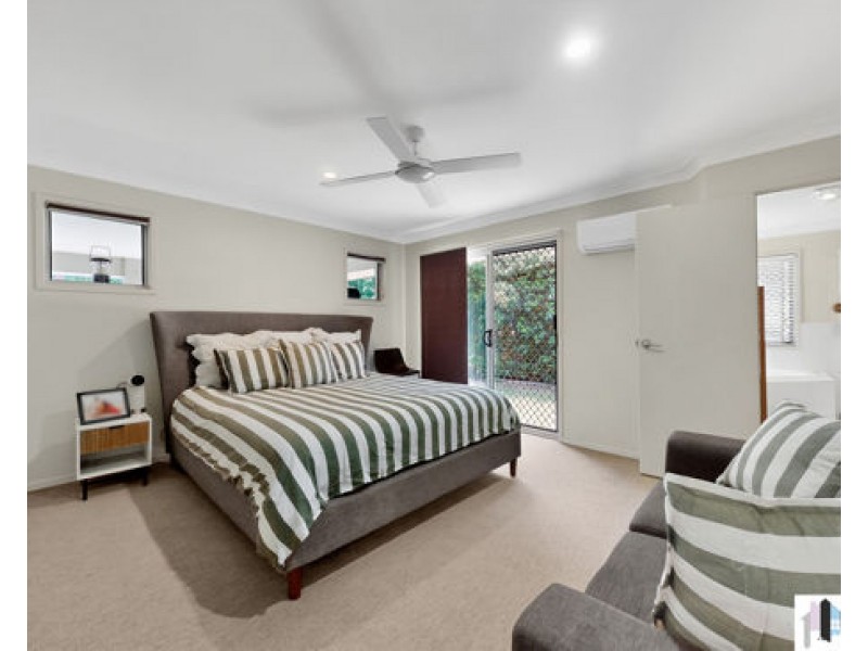 37 Rainbow Circuit, Coomera QLD 4209