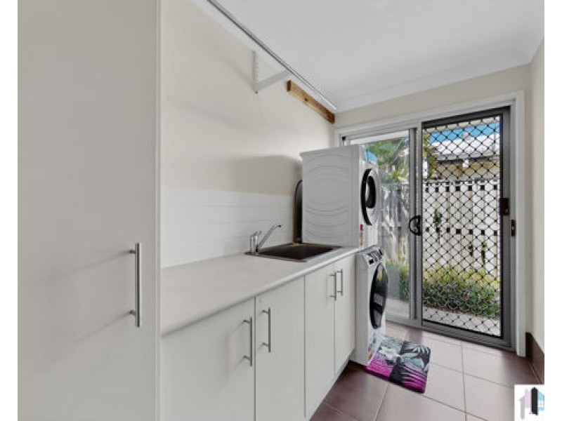 37 Rainbow Circuit, Coomera QLD 4209