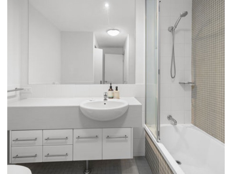 44/2 Campbell Street, Toowong QLD 4066