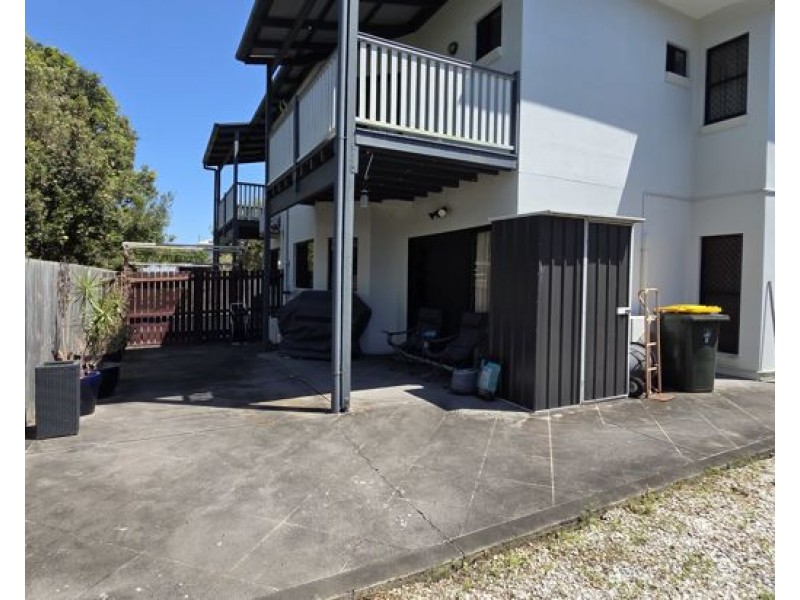 2 / 23a Ronmack St, Chermside QLD 4032