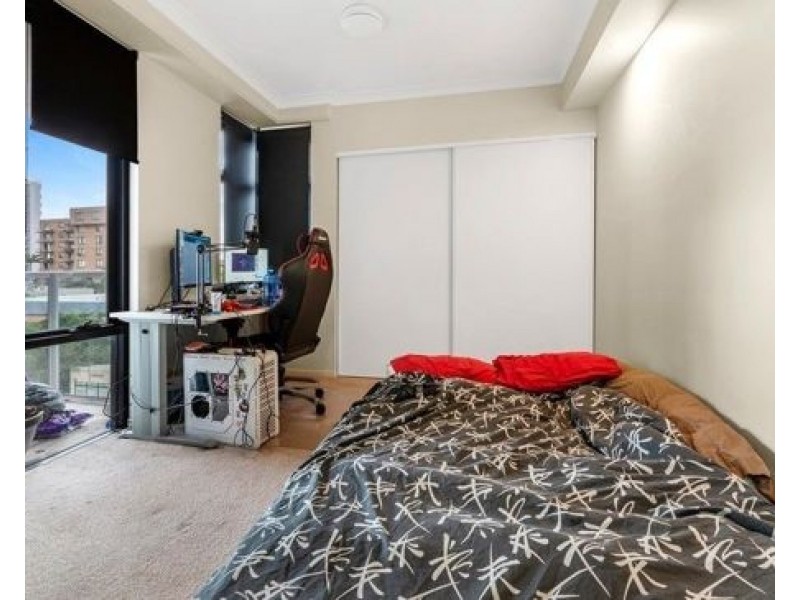 unit103 133 SCARBOROUGH STREET, Southport QLD 4215