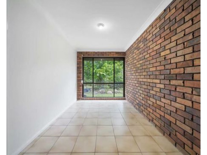 78 Rosia Rd, Park Ridge QLD 4125