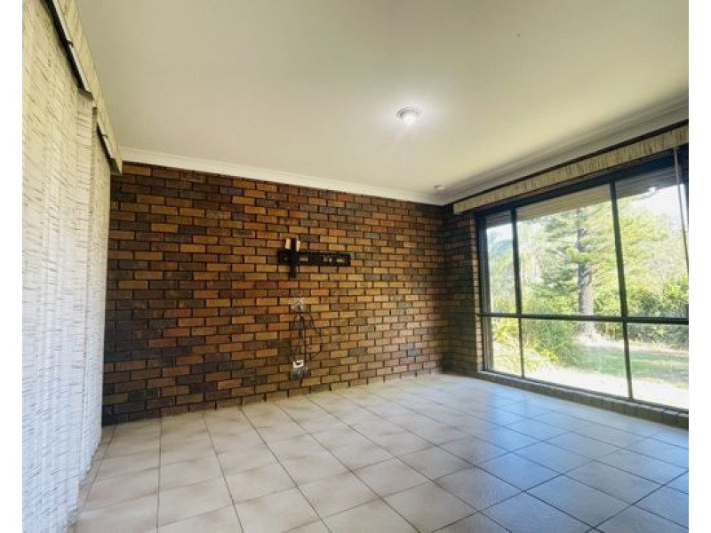 78 Rosia Rd, Park Ridge QLD 4125