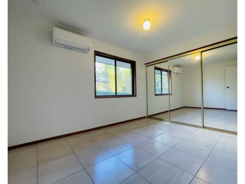 78 Rosia Rd, Park Ridge QLD 4125