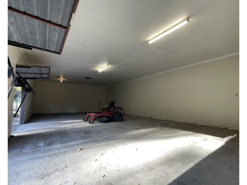 78 Rosia Rd, Park Ridge QLD 4125