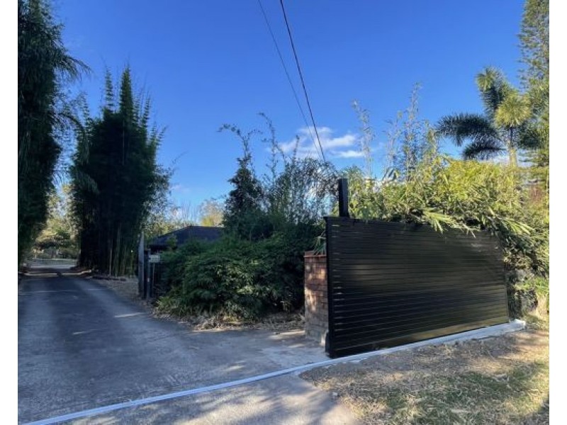 78 Rosia Rd, Park Ridge QLD 4125