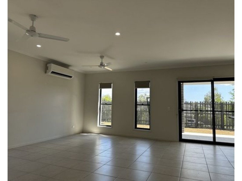 1 CARISSA STREET, Coomera QLD 4209