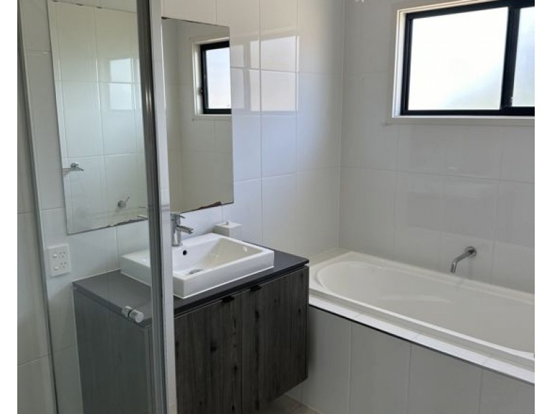 1 CARISSA STREET, Coomera QLD 4209