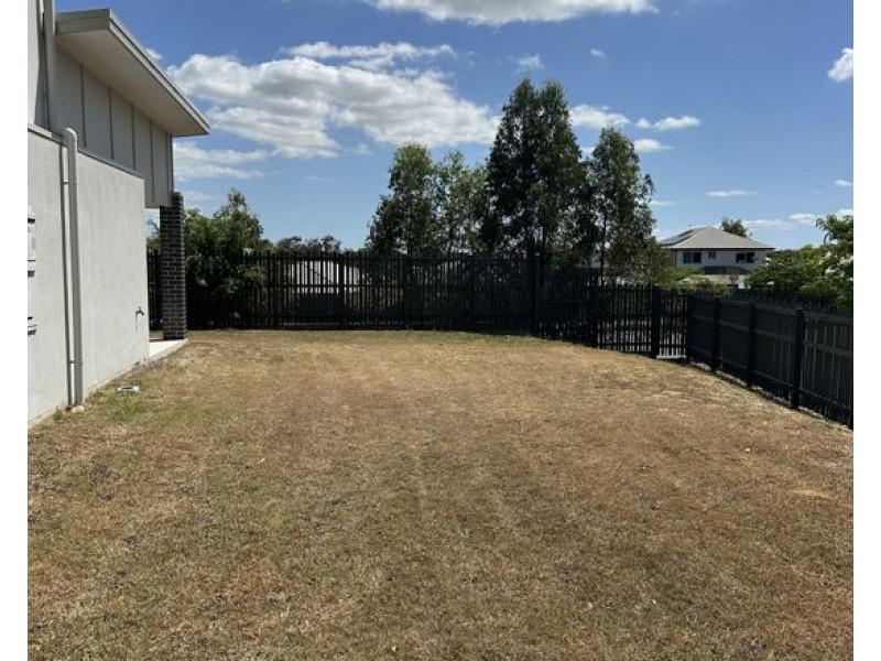 1 CARISSA STREET, Coomera QLD 4209