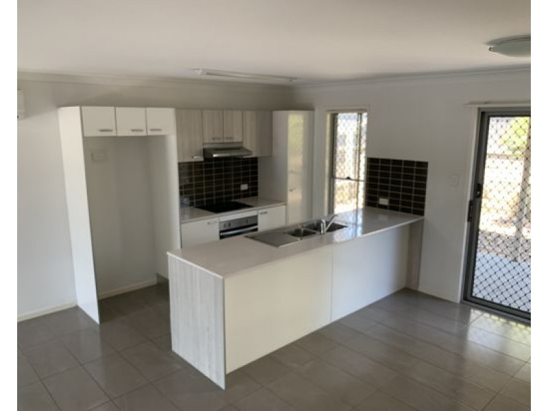 15/40 Old Logan Road, Gailes QLD 4300