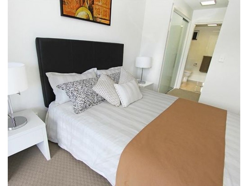 17/68 Benson St, Toowong QLD 4066