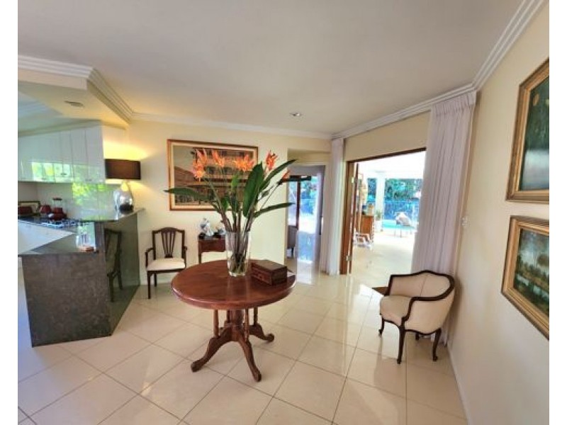 3 Palmetto Street, Palm Cove QLD 4879