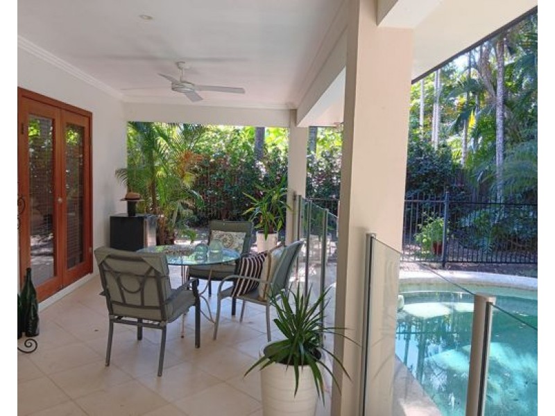 3 Palmetto Street, Palm Cove QLD 4879
