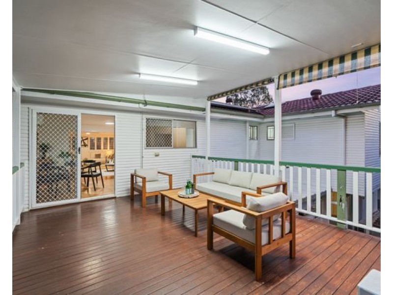 175 Gaynesford Street South, Holland Park West QLD 4121