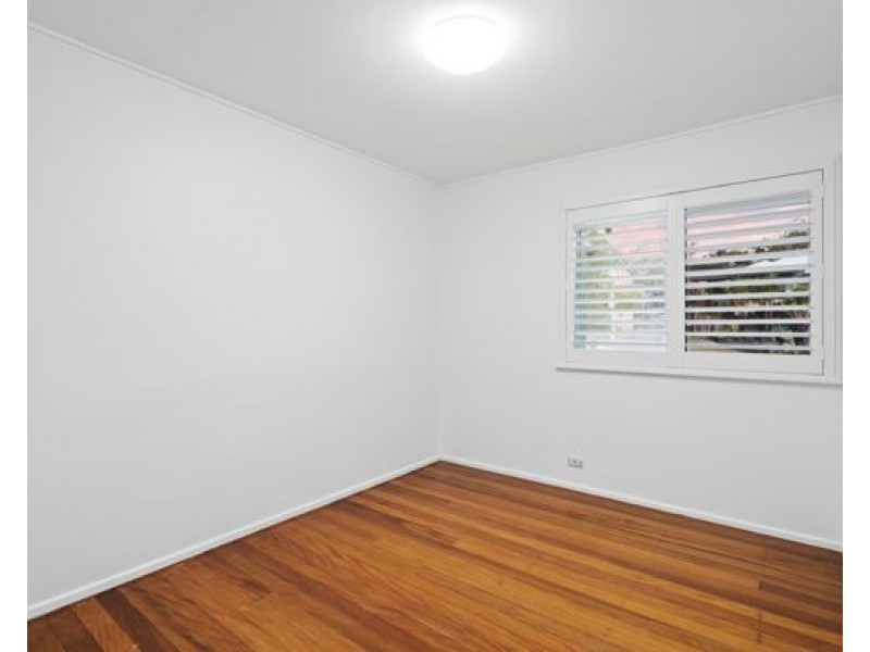 175 Gaynesford Street South, Holland Park West QLD 4121