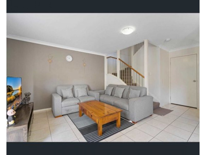 43/8 Sue Ct, Runcorn QLD 4113