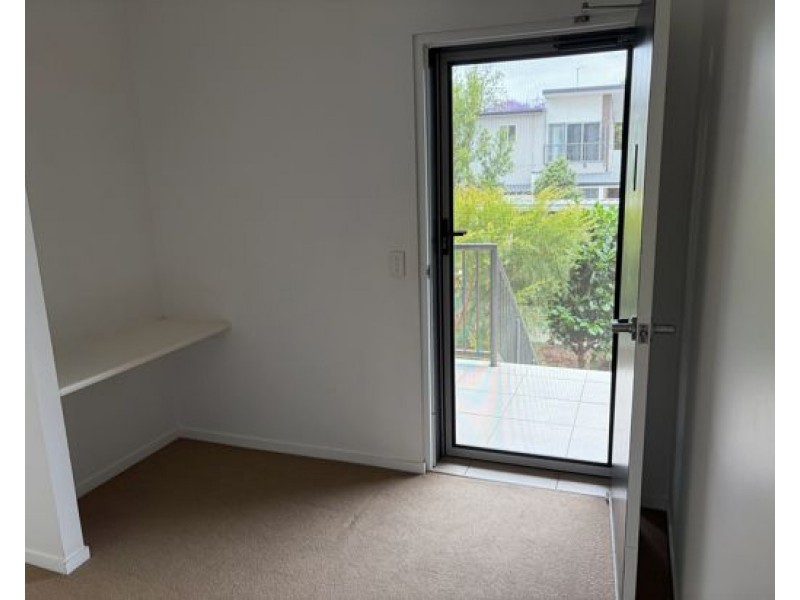 49/9 Houghton street, Petrie QLD 4502