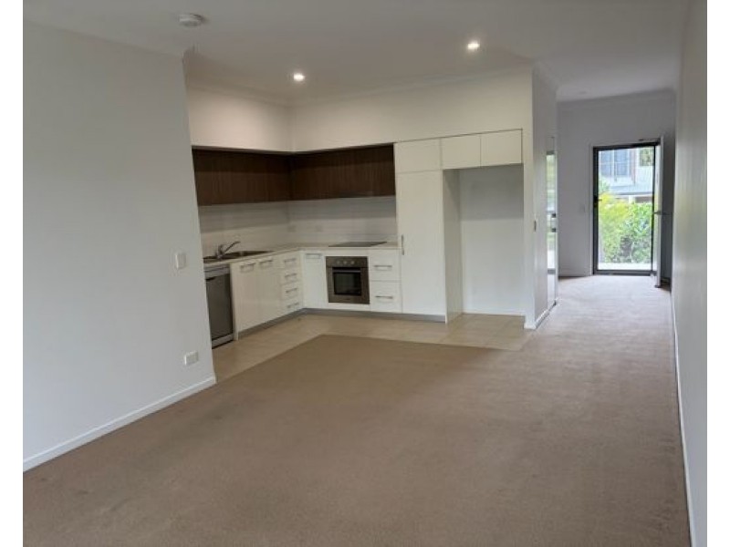 49/9 Houghton street, Petrie QLD 4502